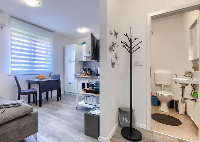 Mary By Interhome Appartement Umag